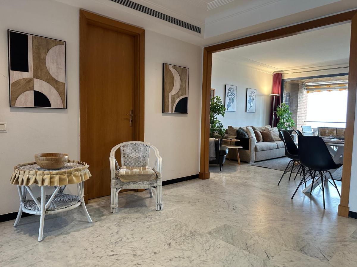 Lets Holidays Apartment Sea Views In バルセロナ エクステリア 写真
